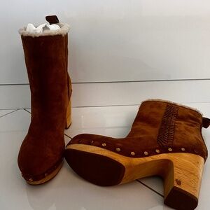 Veronica Beard Daxi Studded Shearling Ankle Boots  Size 10